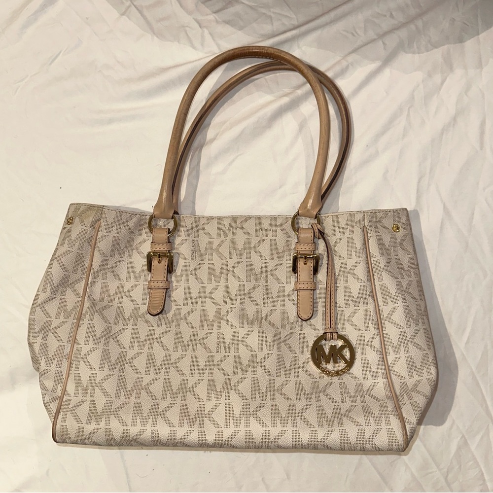 Michael Kors Monogram Vanilla - image 1
